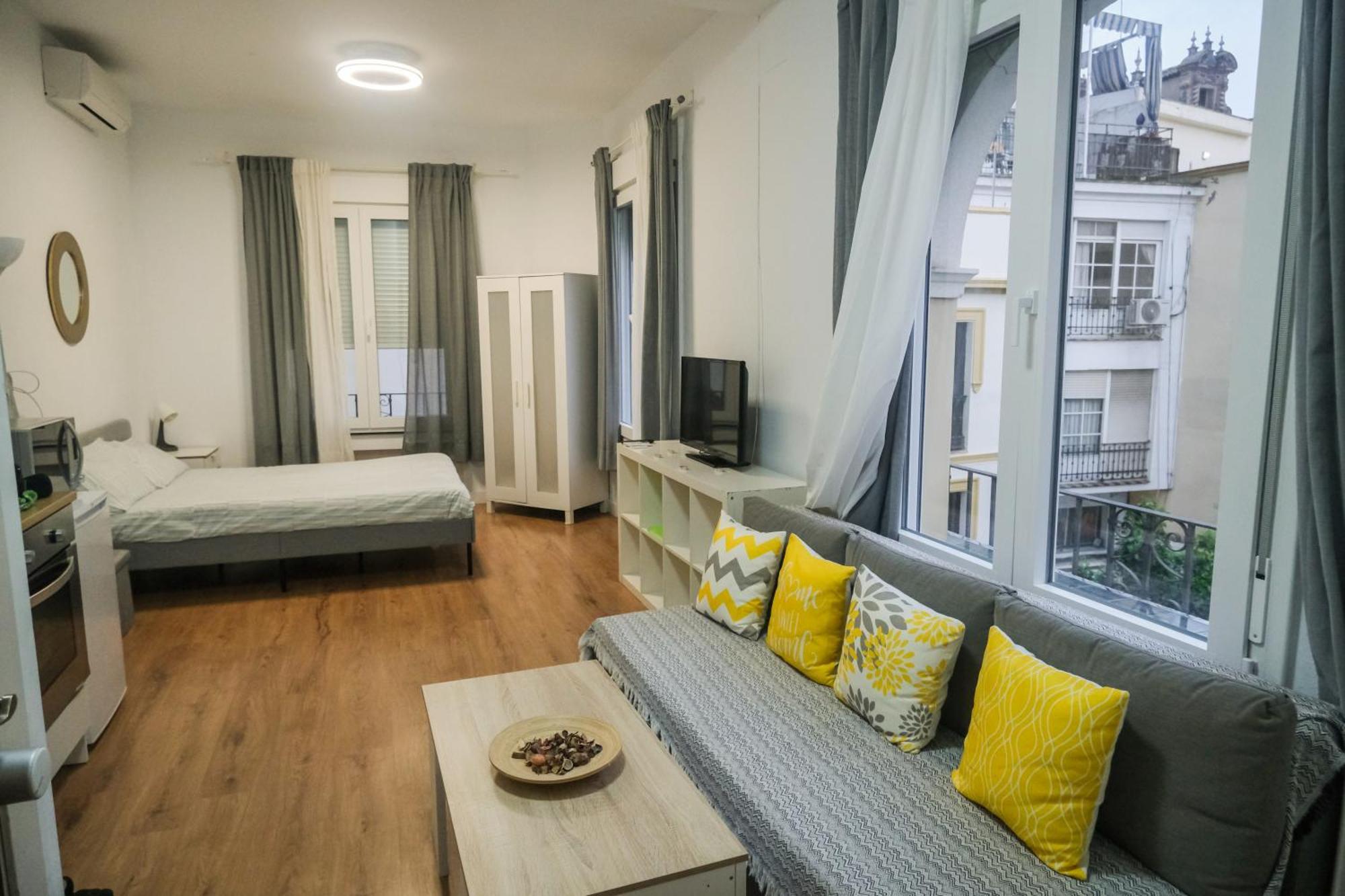 Apartamentos San Roque Sevilla Dış mekan fotoğraf