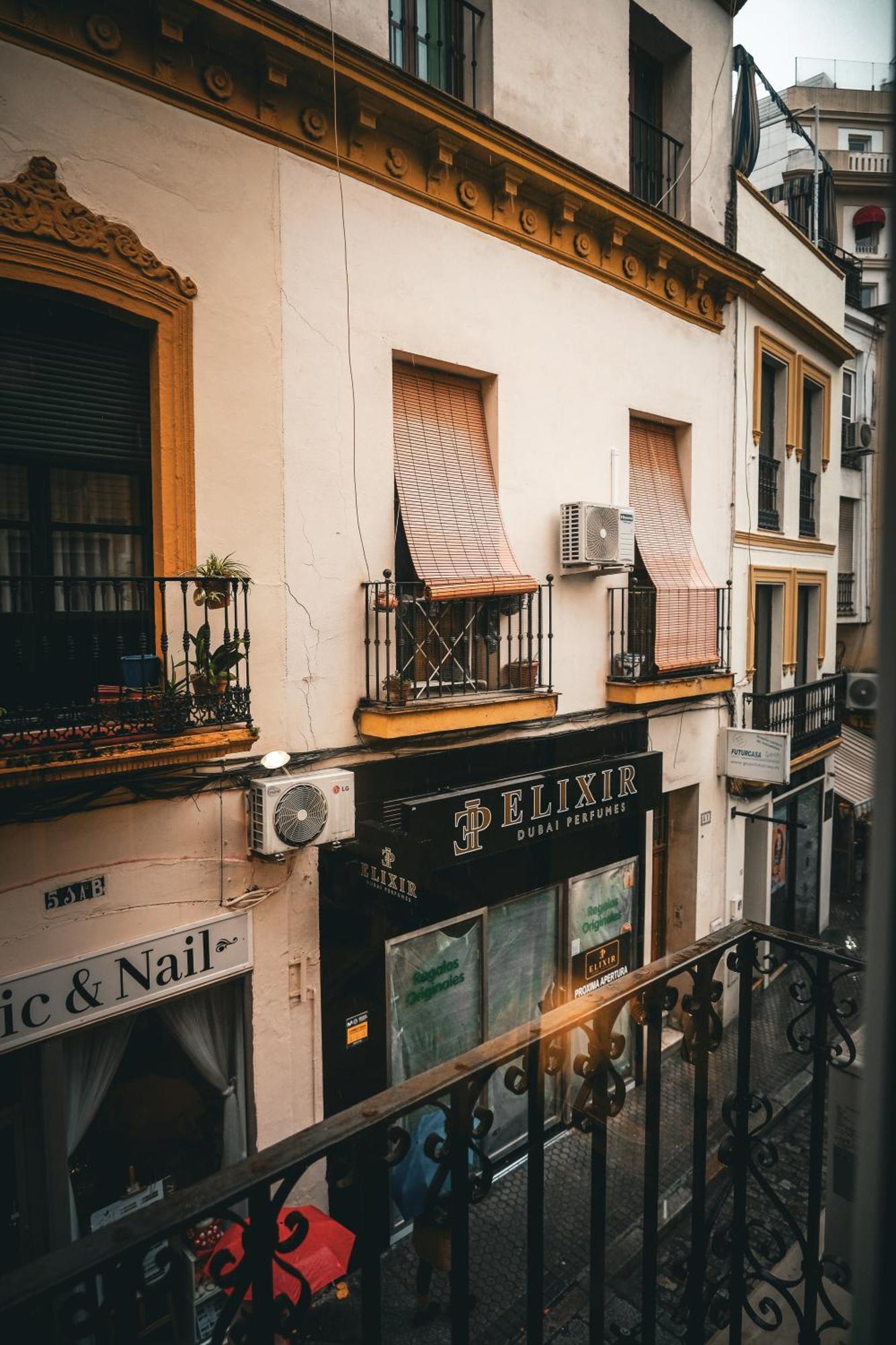 Apartamentos San Roque Sevilla Dış mekan fotoğraf